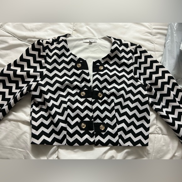 Patterned size 10 jacket - Picture 2 of 2